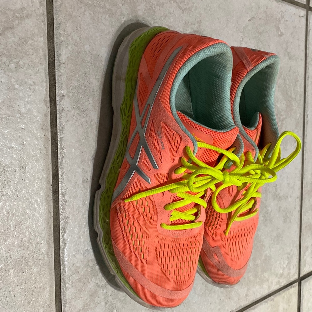 Used 3 times, size 9.5 super comfy